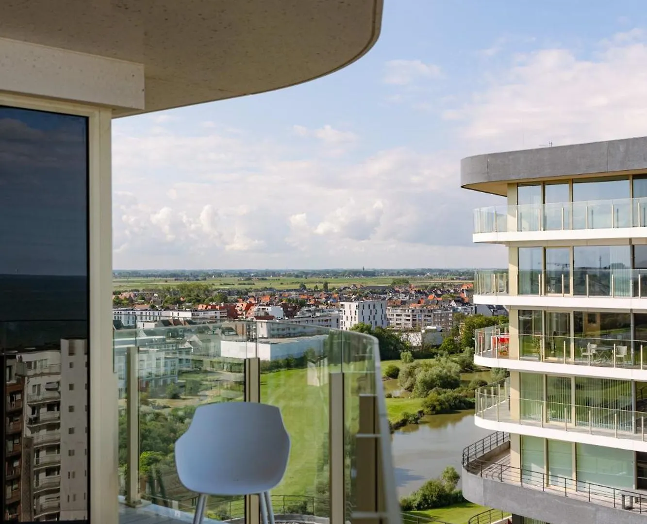 Huswell - Spacious Apartment With Huge Terrace With Sea View Ostend 0*,  Belgium